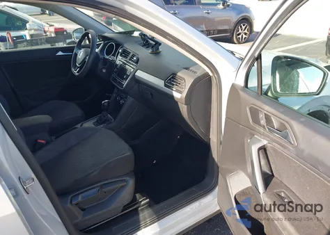 2019 Volkswagen Tiguan 2.0T S z USA, uszkodzony, nr VIN 3VV1B7AX0KM064561